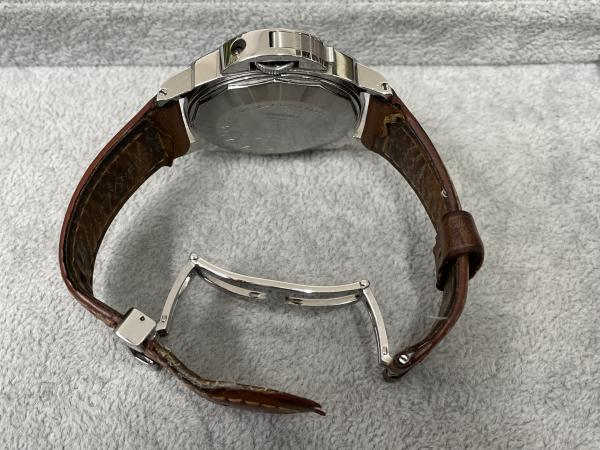 パネライのルミノールマリーナのPAM00104オーバーホールを行いました。