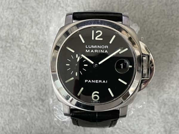 パネライのルミノールマリーナ スモールセコンド PAM00050のオーバーホールを行いました。