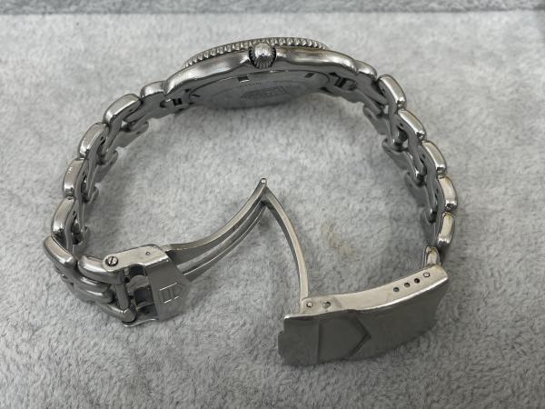 タグホイヤーのセルシリーズ プロフェッショナル WG1112-KOのオーバーホールを行いました。