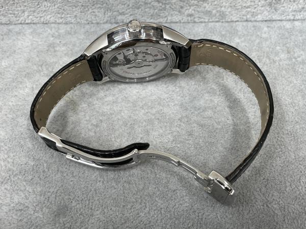 オメガのデヴィル アワービジョン コーアクシャル433.33.41.21.03.001のオーバーホールを行いました。