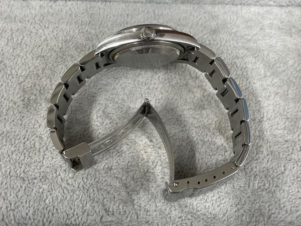 ロレックスのエクスプローラー1Ref.114270のオーバーホールを行いました。