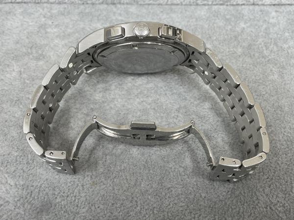 グッチのトリプルカレンダー 5500 クロノグラフのオーバーホールを行いました。