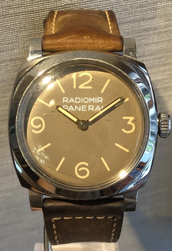 パネライのラジオミール1940 3デイズPAM00662のオーバーホールを行いました。