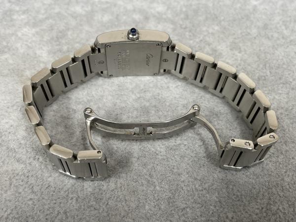 カルティエのタンクフランセーズW50012S3のオーバーホールを行いました。