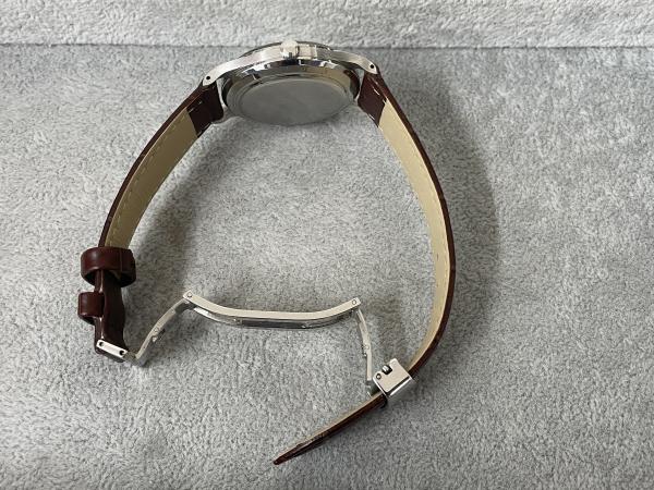 IWCのオールドインターcal.8531のオーバーホールを行いました。