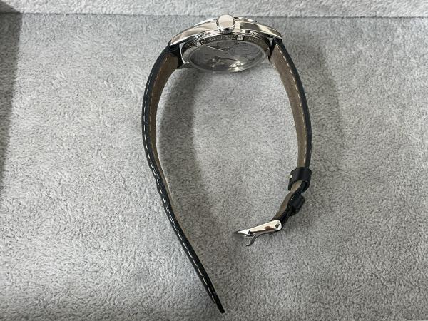 オーガストレイモンドのイン・ザ・ムードUNITAS6325のオーバーホールを行いました。