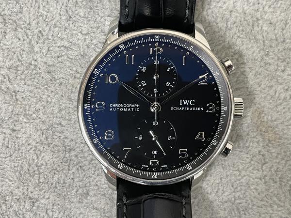 IWCのポルトギーゼクロノIW371447のオーバーホールを行いました。
