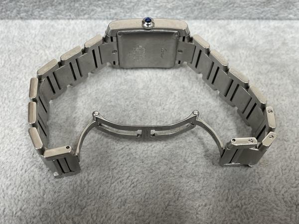 カルティエのタンク フランセーズ LM (W51002Q3)のオーバーホールを行いました。