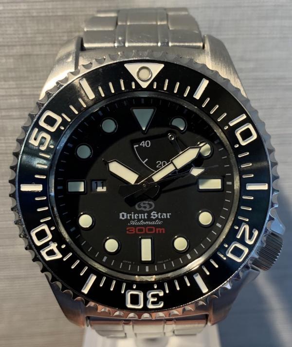 オリエントのオリエントスターL02-D0ダイバー300Mのオーバーホールを行いました。