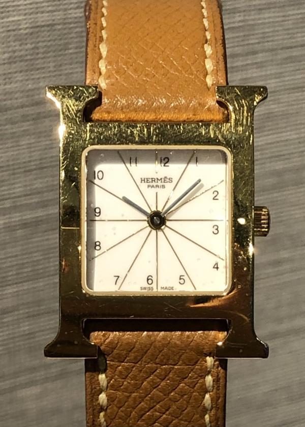 エルメスのHウォッチHH1.201のオーバーホールを行いました。