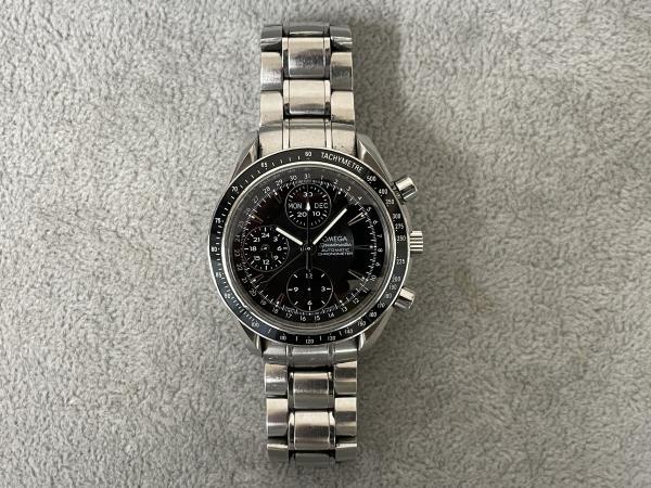 オメガのスピードマスター3220.50のオーバーホールを行いました。