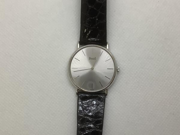 ピアジェのアルティプラノ9023のオーバーホールを行いました。