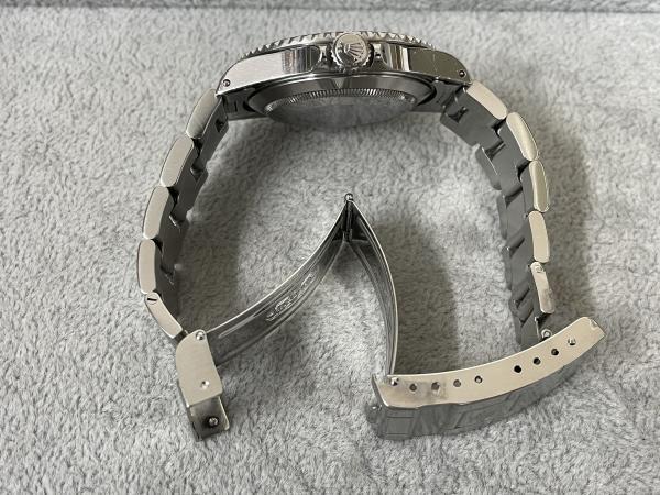 ロレックスのサブマリーナ ノンデイト14060Mのオーバーホールを行いました。