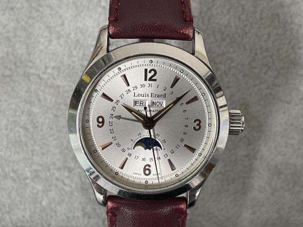 ルイエラールのアニヴァーサリー・フルカレンダームーンフェイズ44203 AA11のオーバーホールを行いました。