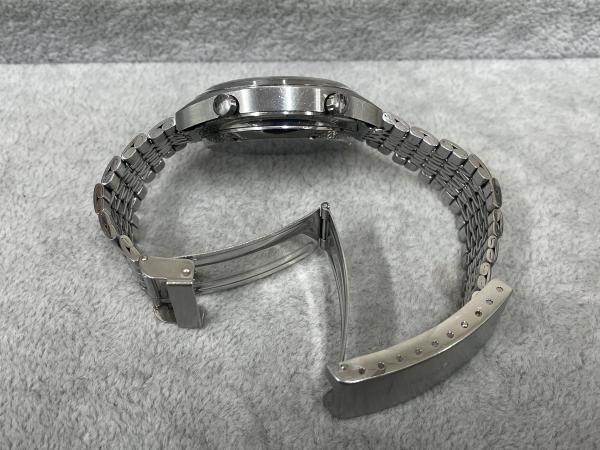 タグホイヤーのカレラ1153クロノグラフをオーバーホールを行いました。