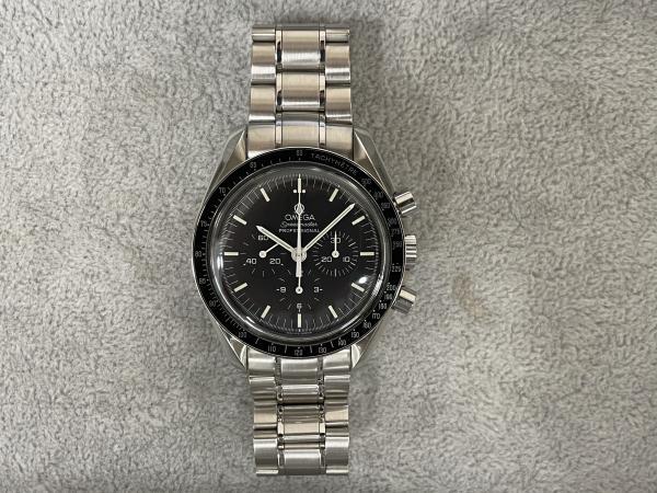 オメガのスピードマスタームーンウォッチ プロフェッショナル3573.50.00です。