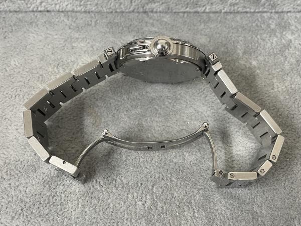 カルティエのパシャC メリディアンGMT ビッグデイトW31049M7のオーバーホールを行いました。