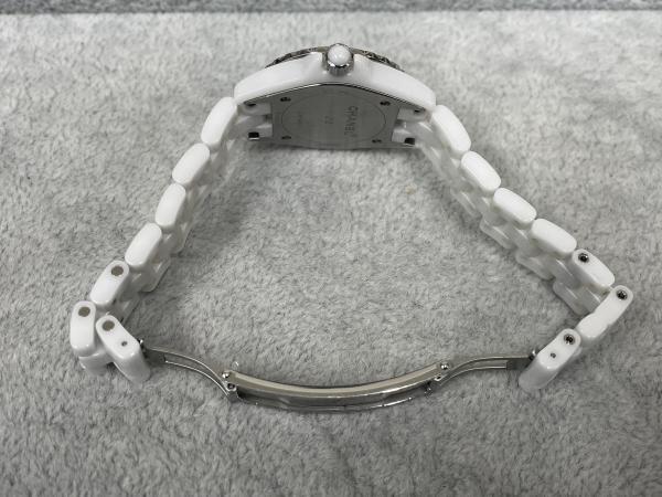 シャネルのJ12 H2570のオーバーホールを行いました。