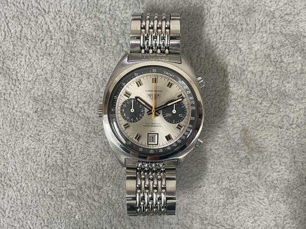 タグホイヤーのカレラ1153クロノグラフをオーバーホールを行いました。