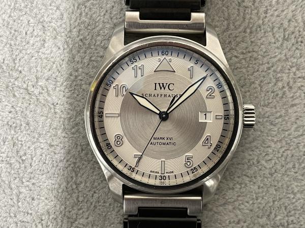 IWCのスピットファイア マーク16 IW325502のオーバーホールを行いました。