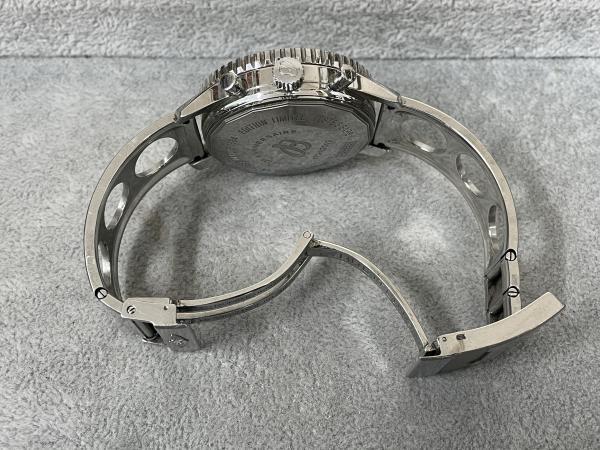 ブライトリングのナビタイマー125周年記念モデル世界2009本限定A262B44ARS (A26322)のオーバーホールを行いました。