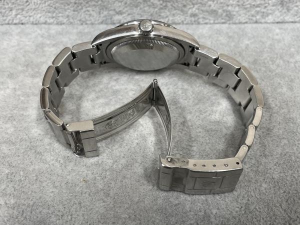 ロレックスのエクスプローラー1Ref.14270のオーバーホールを行いました。