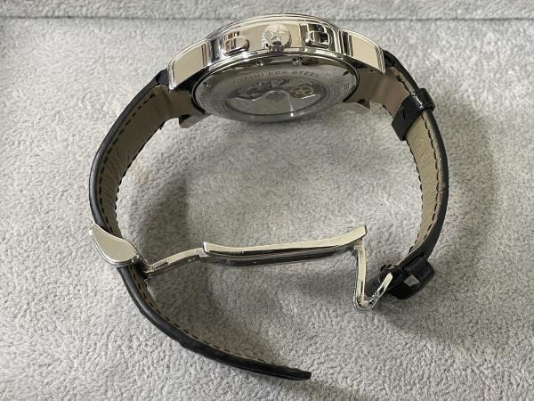 ゼニスのクロノマスター オープン グランドデイト03.0240.4039のオーバーホールを行いました。