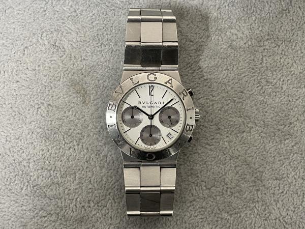 ブルガリのディアゴノスポーツクロノCH35Sのオーバーホールを行いました。