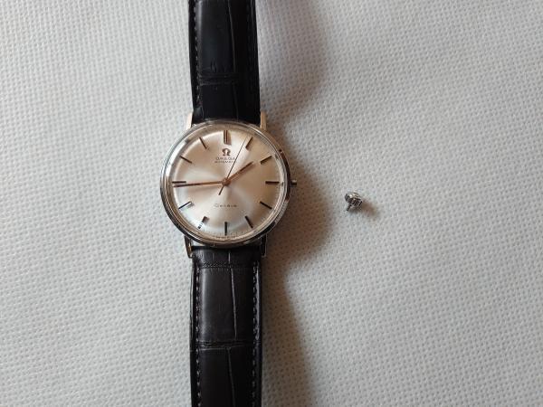 オメガのジュネーブ165.002のオーバーホールを行いました。