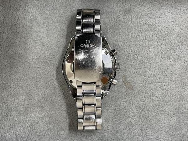 オメガのスピードマスターデイデイト3220.50のオーバーホールを行いました。