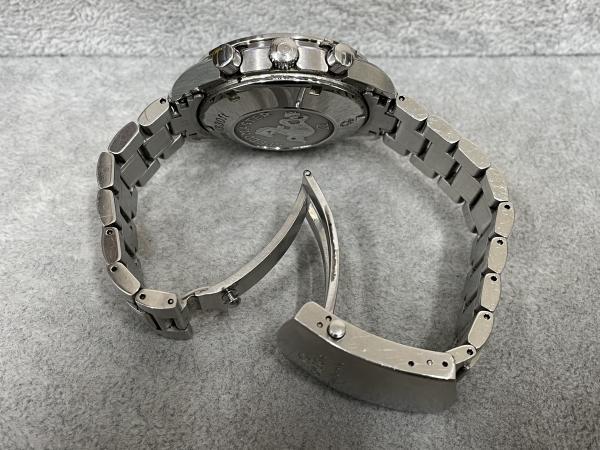 オメガのスピードマスターデイデイト3220.50のオーバーホールを行いました。